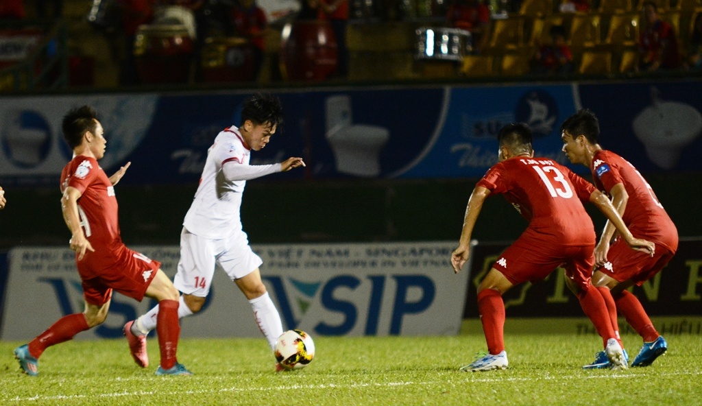 Binh Duong danh bai Viettel chieu 4/6 anh 2