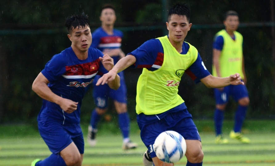 Cong Phuong, Xuan Truong thi nhau ghi ban tren san tap hinh anh