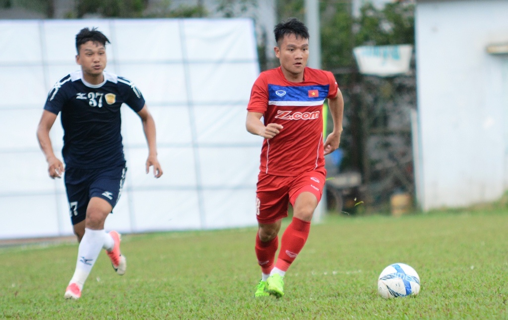 Tuyen Viet Nam thua TP.HCM 2-3 anh 2