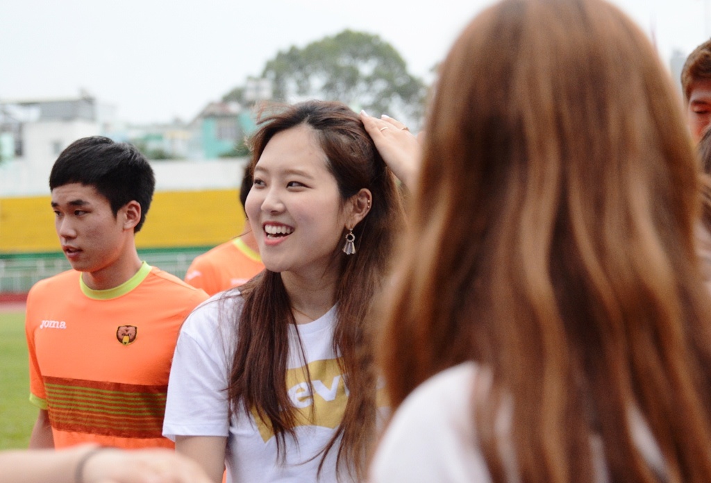 Tran Tuyen TP.HCM vs Gangwon anh 6