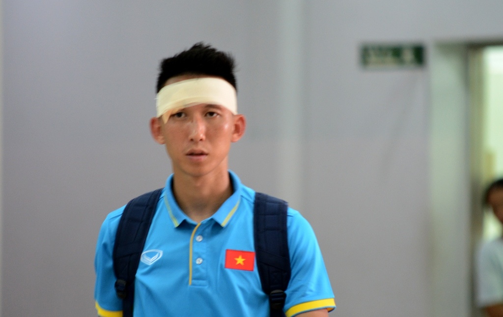 Tuyen Viet Nam tap chieu 11/6 anh 7