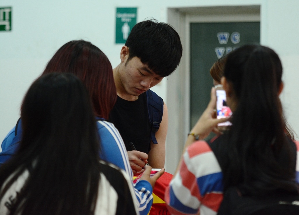 Tuyen Viet Nam tap chieu 11/6 anh 8