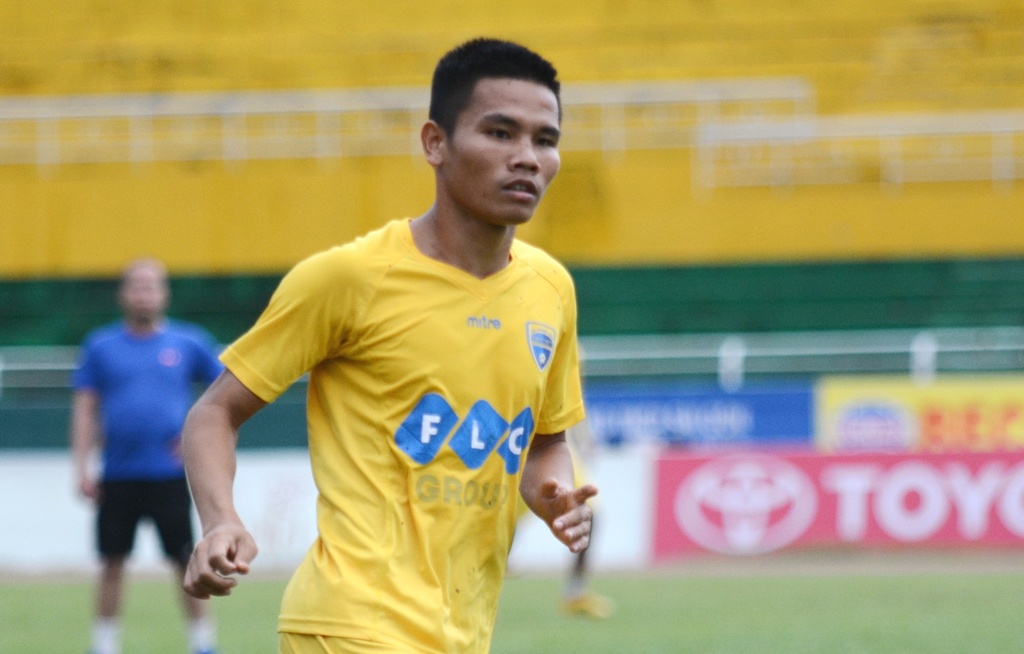 Vua pha luoi noi muon danh bai doi bong cua Cong Vinh hinh anh