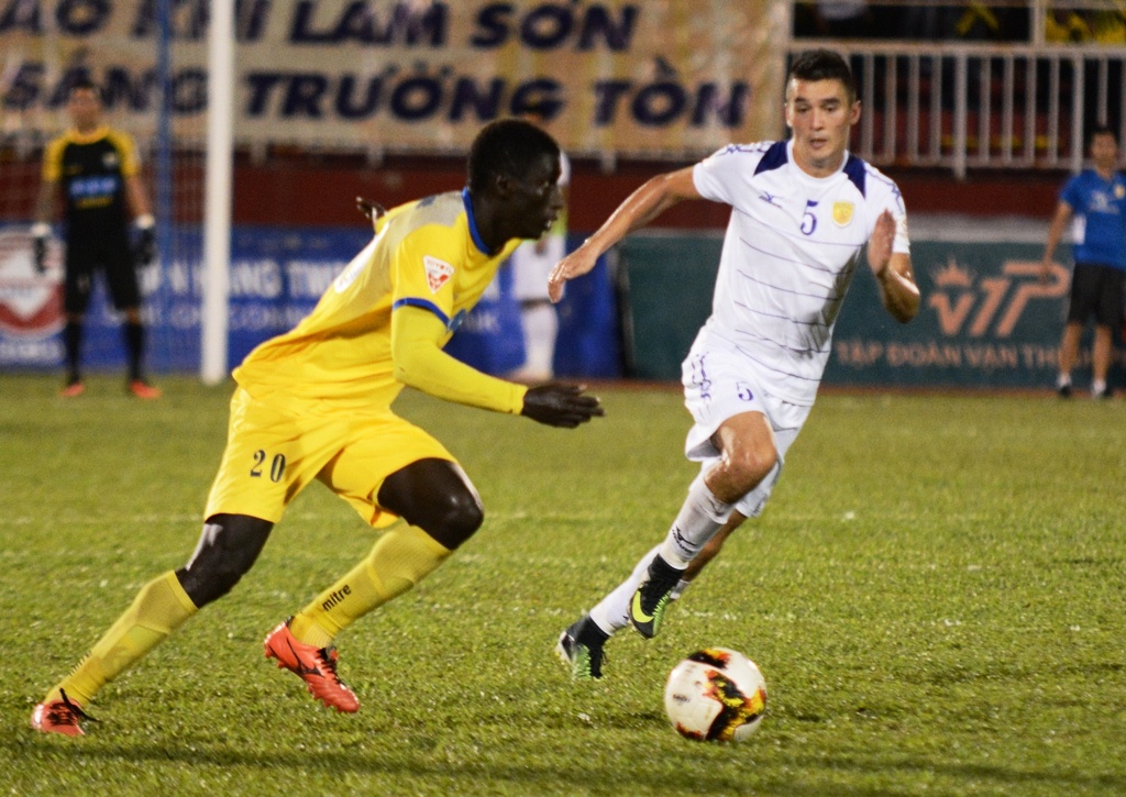 Thanh Hoa hoa TP.HCM 0-0 anh 1