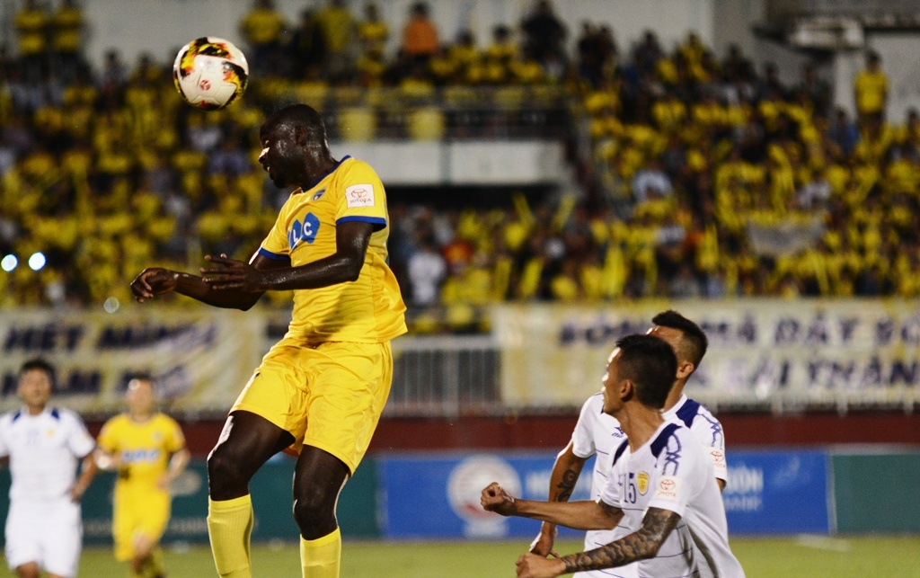 Thanh Hoa hoa TP.HCM 0-0 anh 2