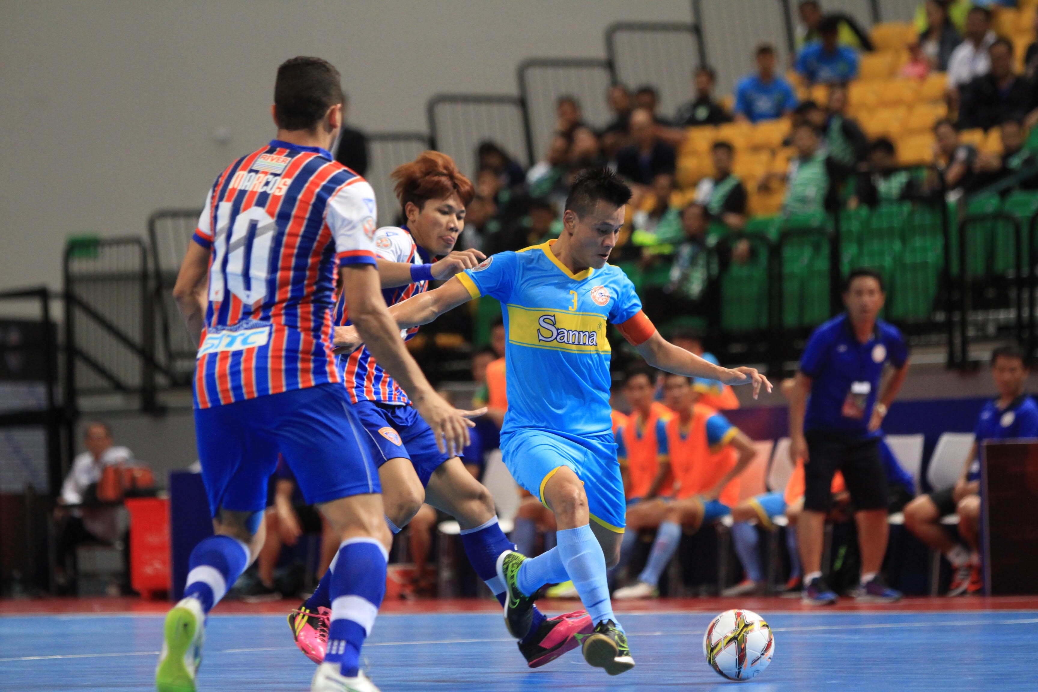 Video tran thua 0-4 cua Sanna Khanh Hoa truoc Thai Port hinh anh