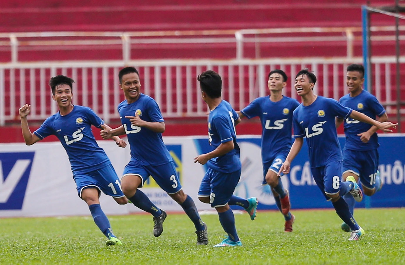 Viettel thang HAGL o giai U17 anh 1