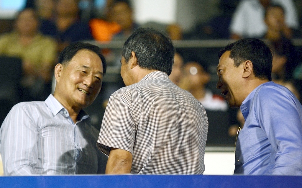 Bau Duc xem tran U22 Viet Nam anh 3