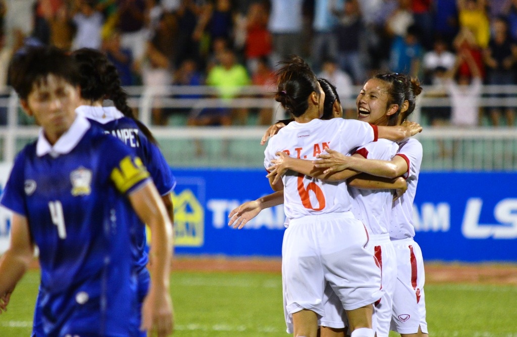 Thái Lan muốn thâu tóm HCV bóng đá ảnh 1 Thai Lan muon thau tom HCV bong da anh 1