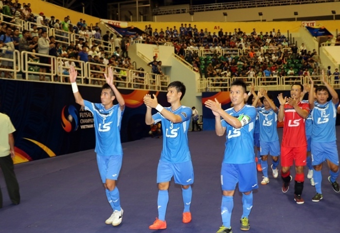 Thai Son Nam thang CLB Iraq 4-0 hinh anh