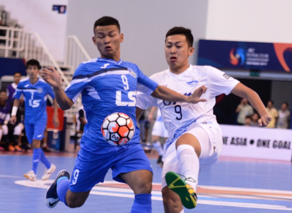 Thai Son Nam thua 0-6 truoc CLB Chonburi hinh anh