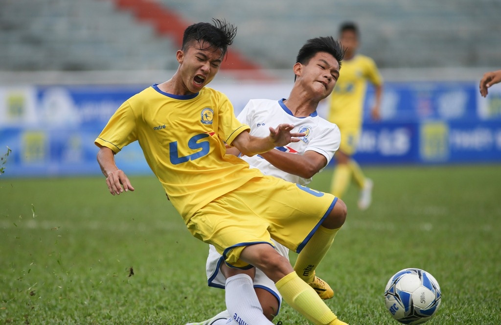 U15 HAGL thua SLNA 2-4 hinh anh