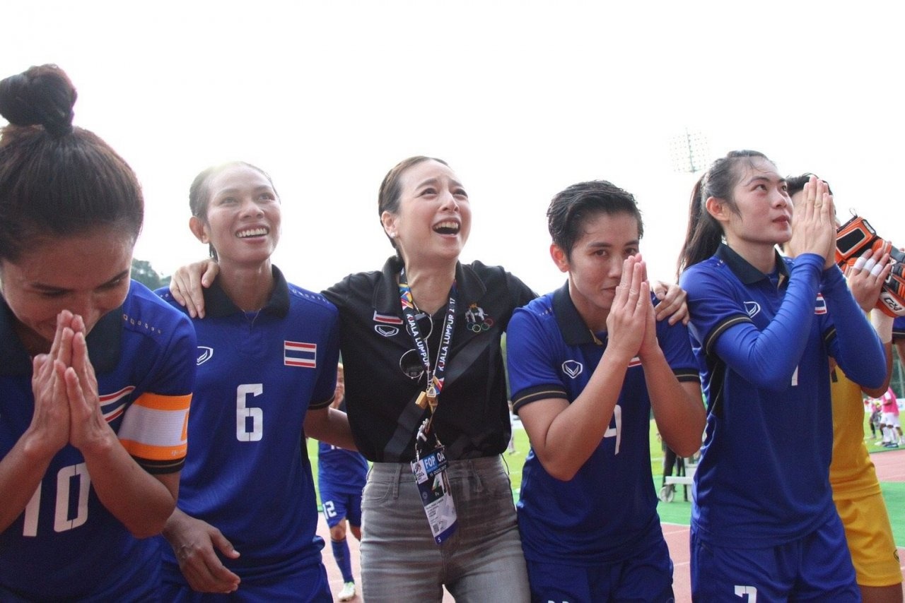 Tuyen nu Thai Lan tao loi the lon o cuoc dua vo dich SEA Games hinh anh