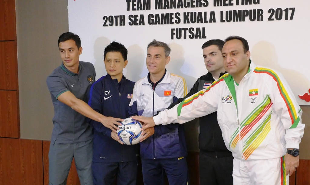 Futsal Viet Nam gap Thai Lan anh 1