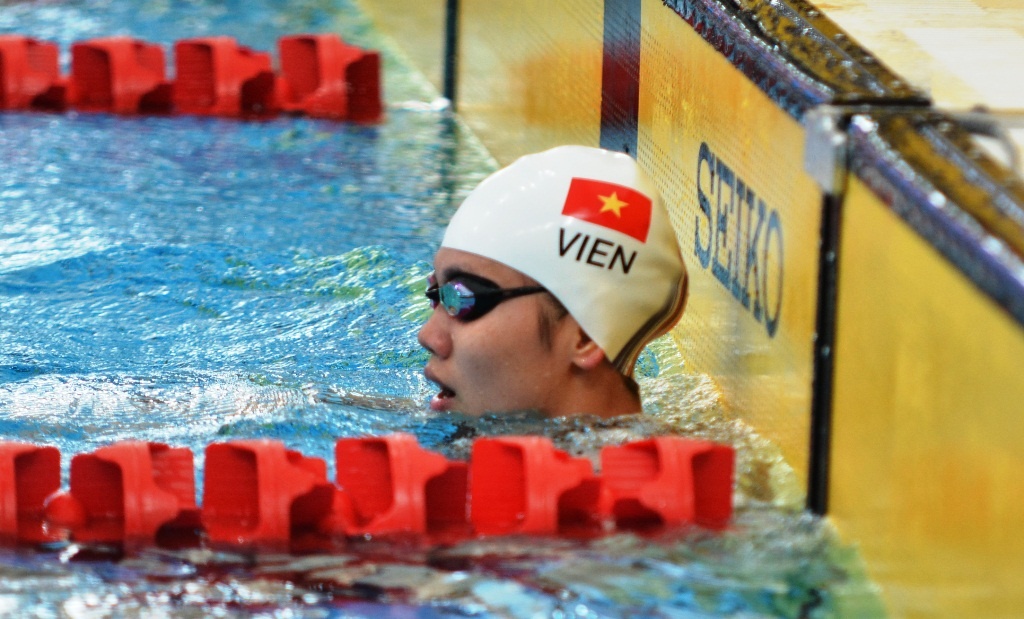 Anh Vien that bai nang ne o noi dung so truong hinh anh