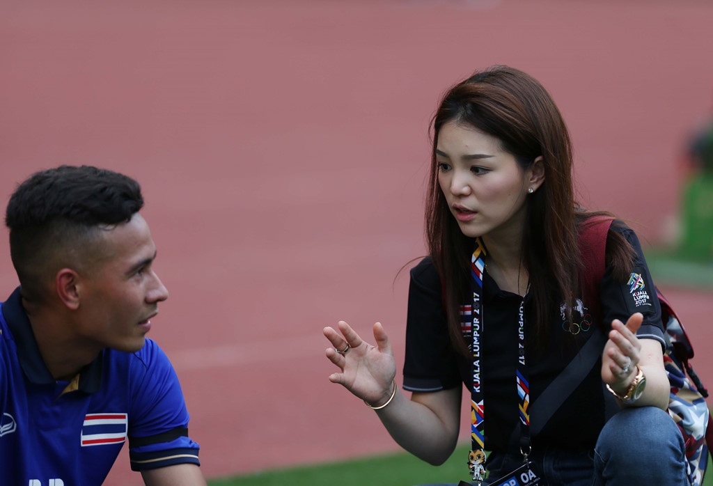 Nu truong doan Thai Lan: ‘Chung toi du suc thang U22 Viet Nam’ hinh anh