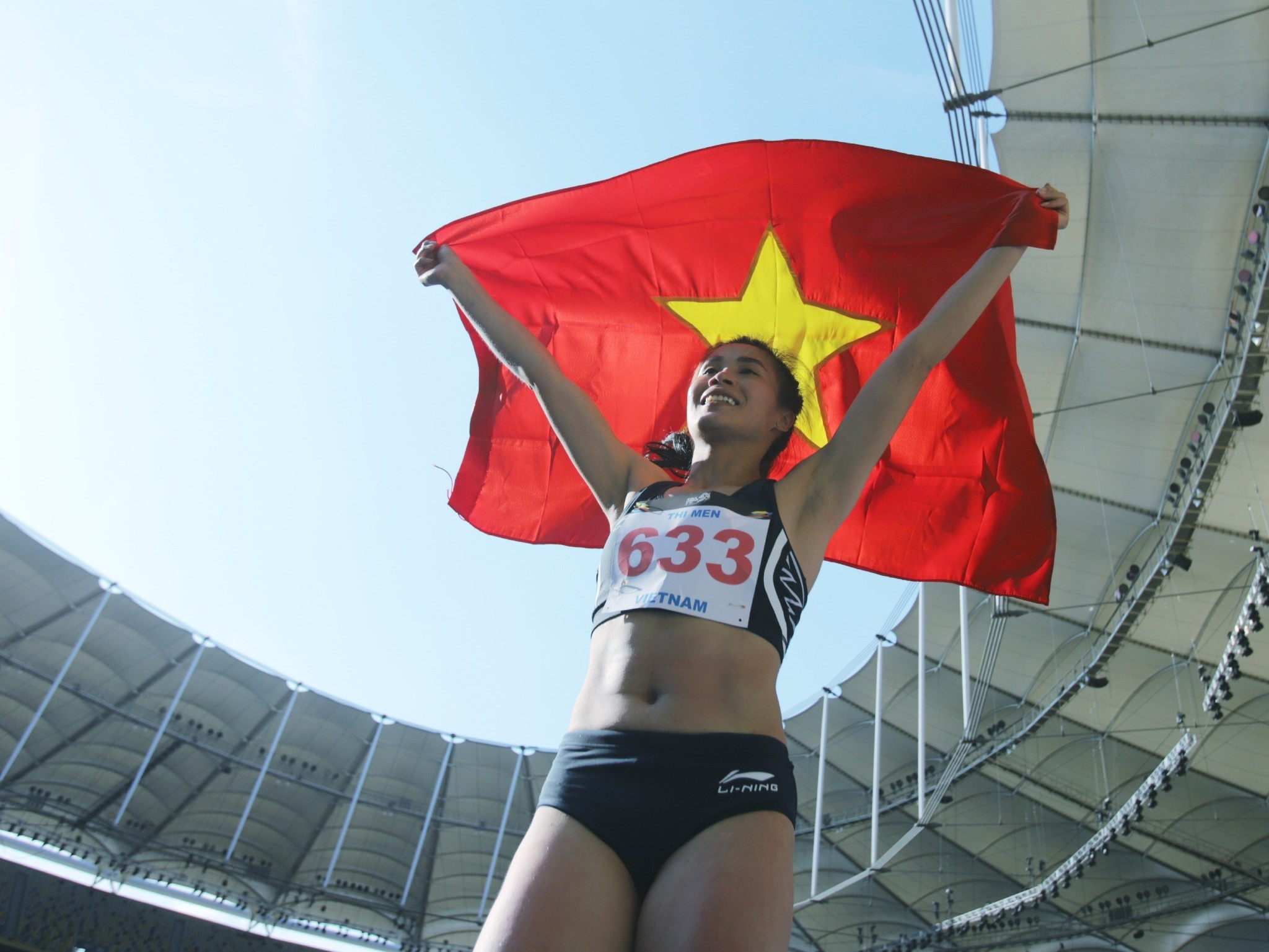 Vu Thi Men doat HCV nhay 3 buoc anh 2