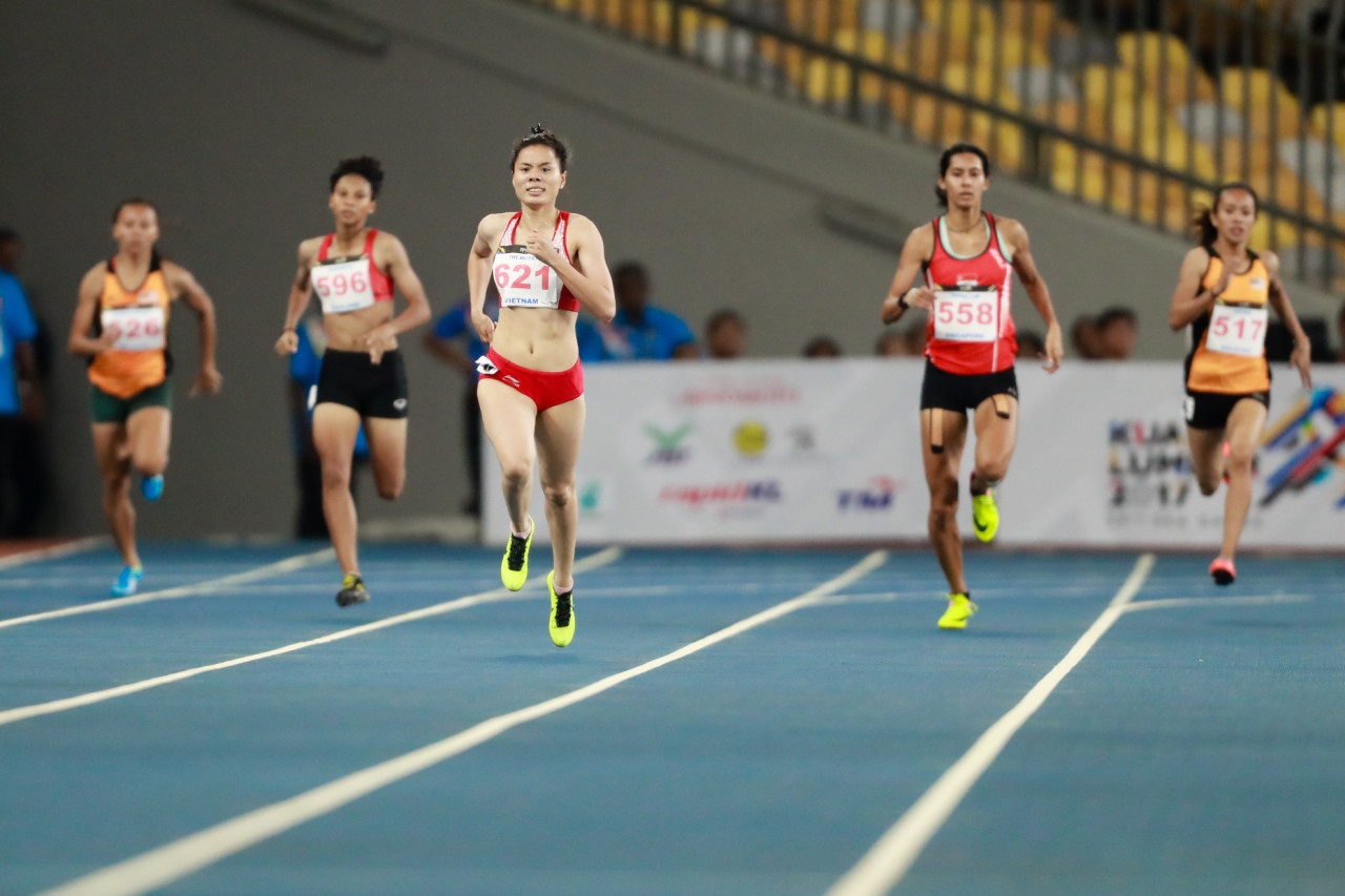 Nguyen Thi Huyen doat 2 HCV SEA Games anh 2