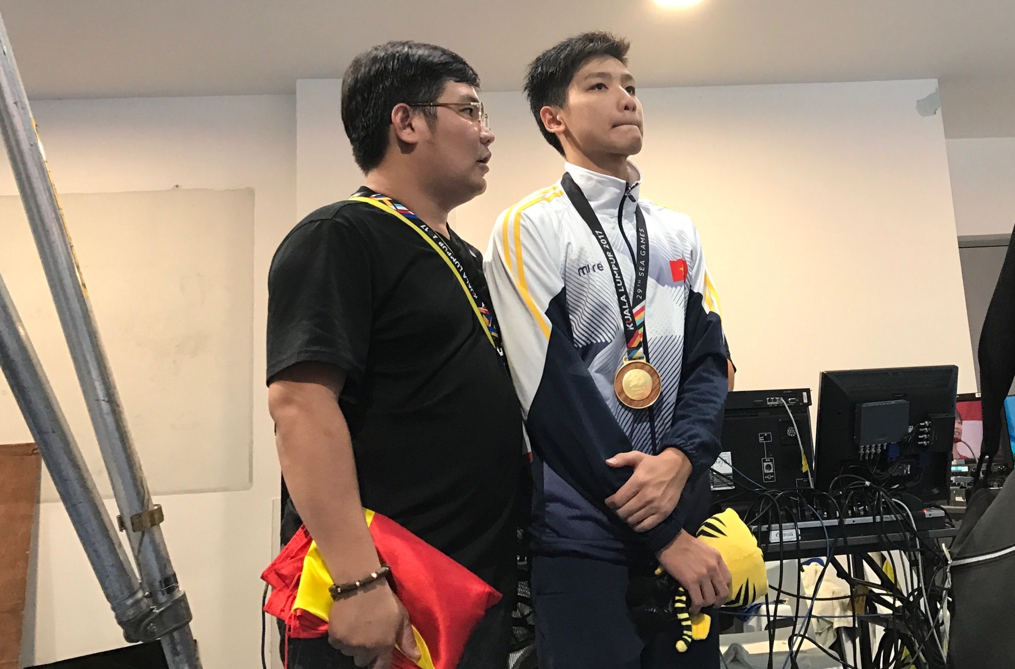 Cha Kim Son san sang dau tu cho con nhu Schooling hinh anh