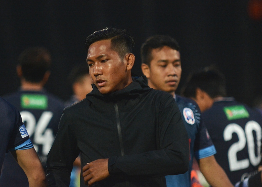 ‘Messi’ Campuchia duoc cham soc dac biet truoc tran gap Viet Nam hinh anh