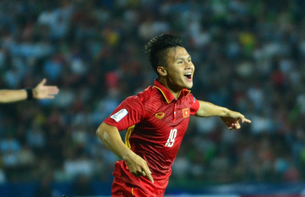 Tuyen Viet Nam thang Campuchia 2-1 anh 7