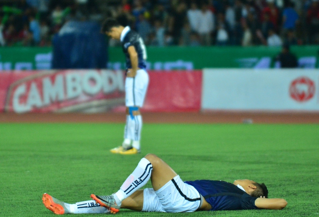 Tuyen Viet Nam thang Campuchia 2-1 anh 1