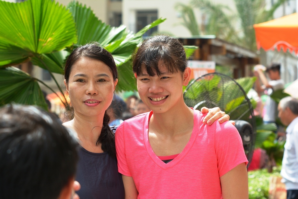 Anh Vien khai truong ho boi mang ten minh hinh anh