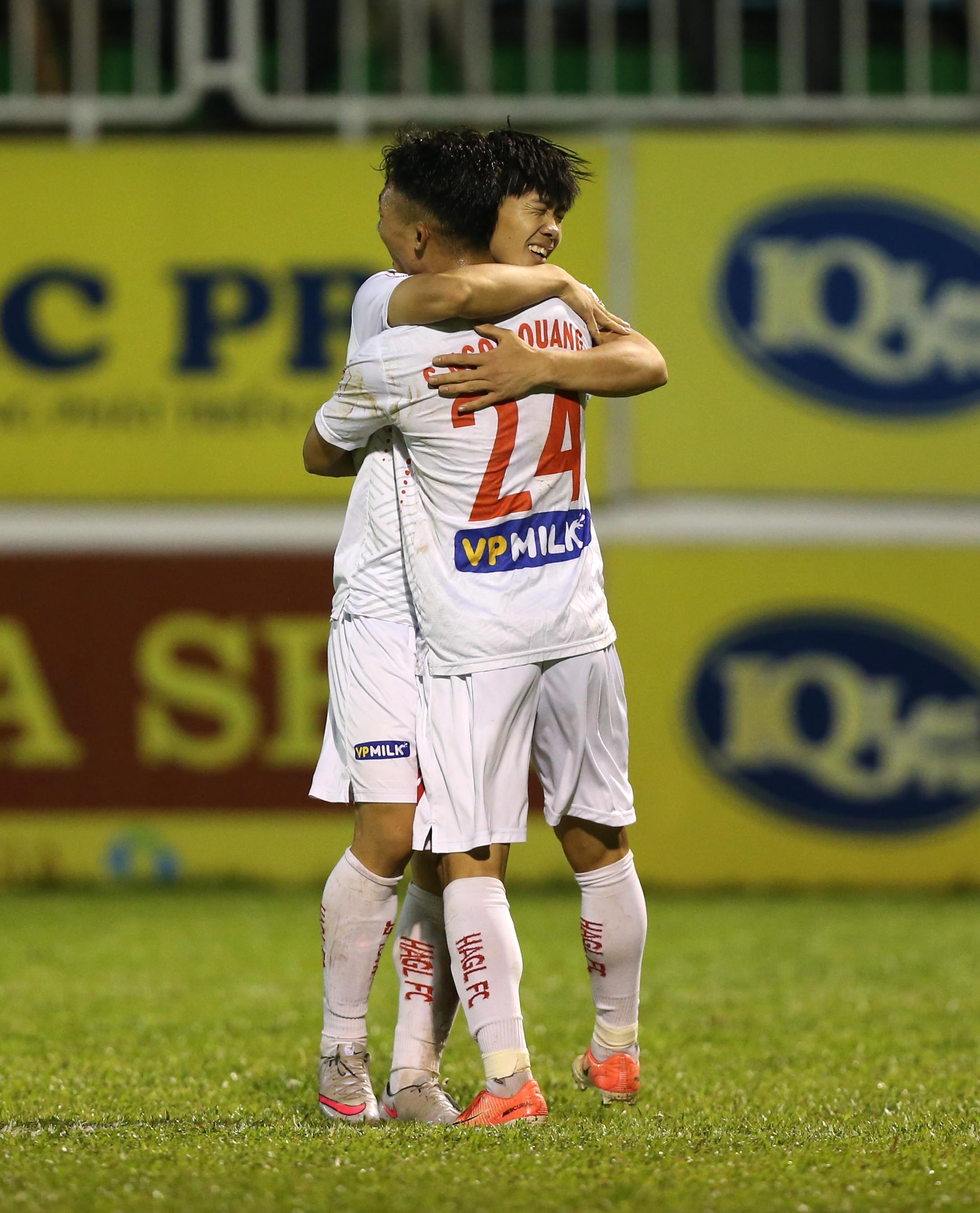 HAGL thang Quang Ninh 4-2 anh 4