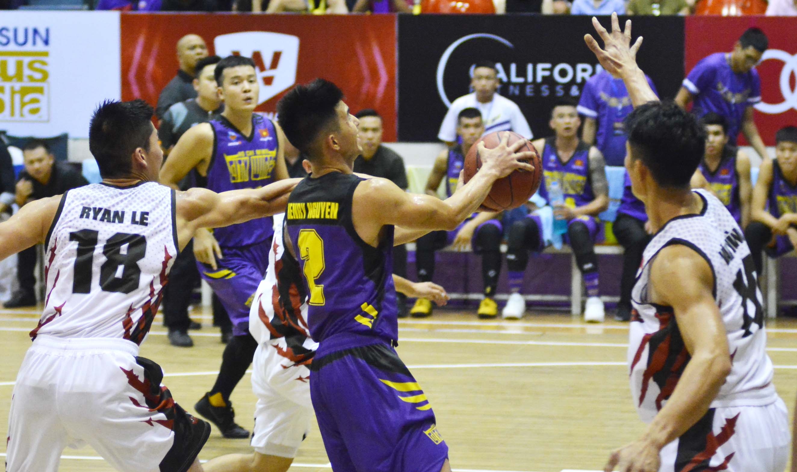 Thang Long Warriors thang HCMC Wings anh 8