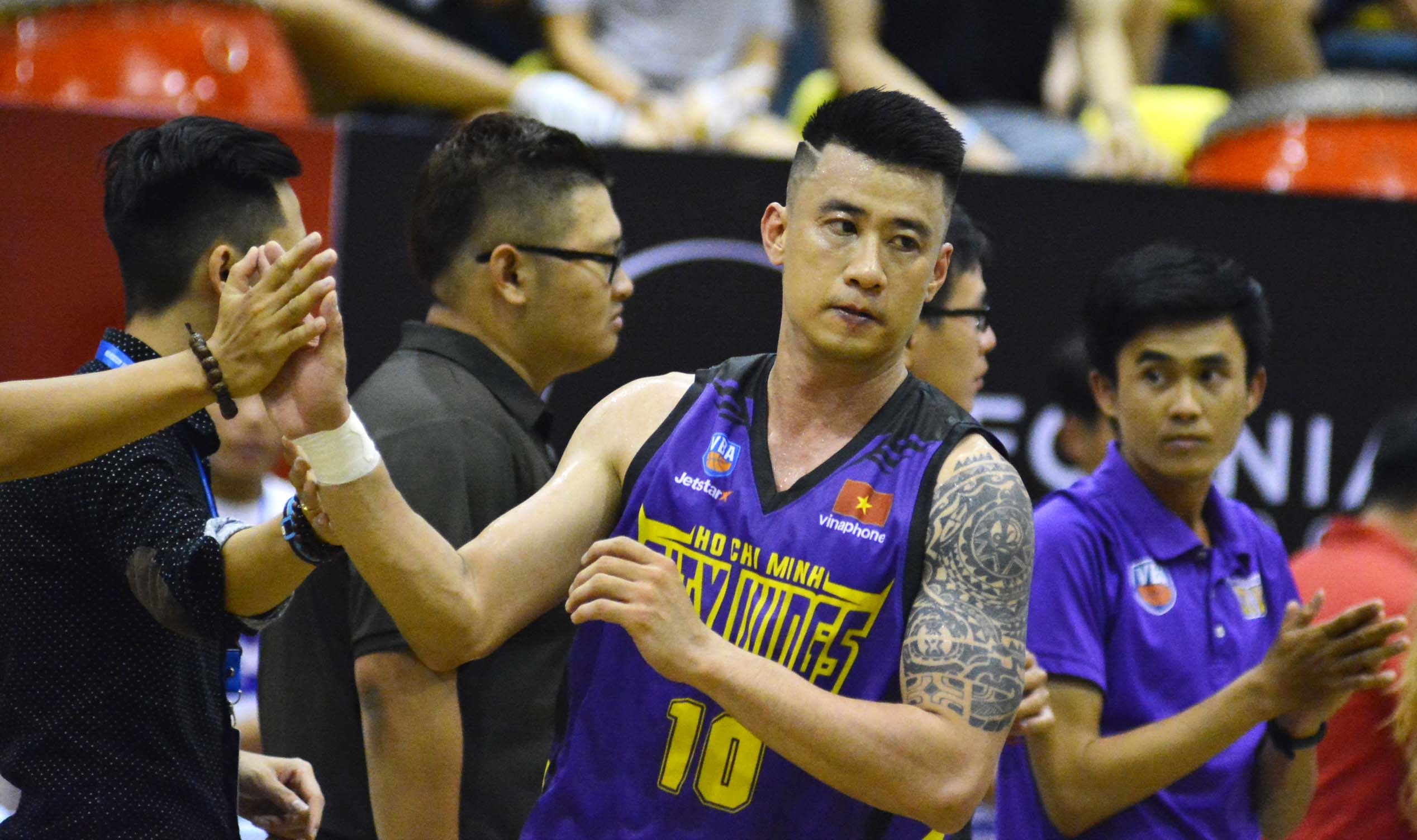 Thang Long Warriors thang HCMC Wings anh 1