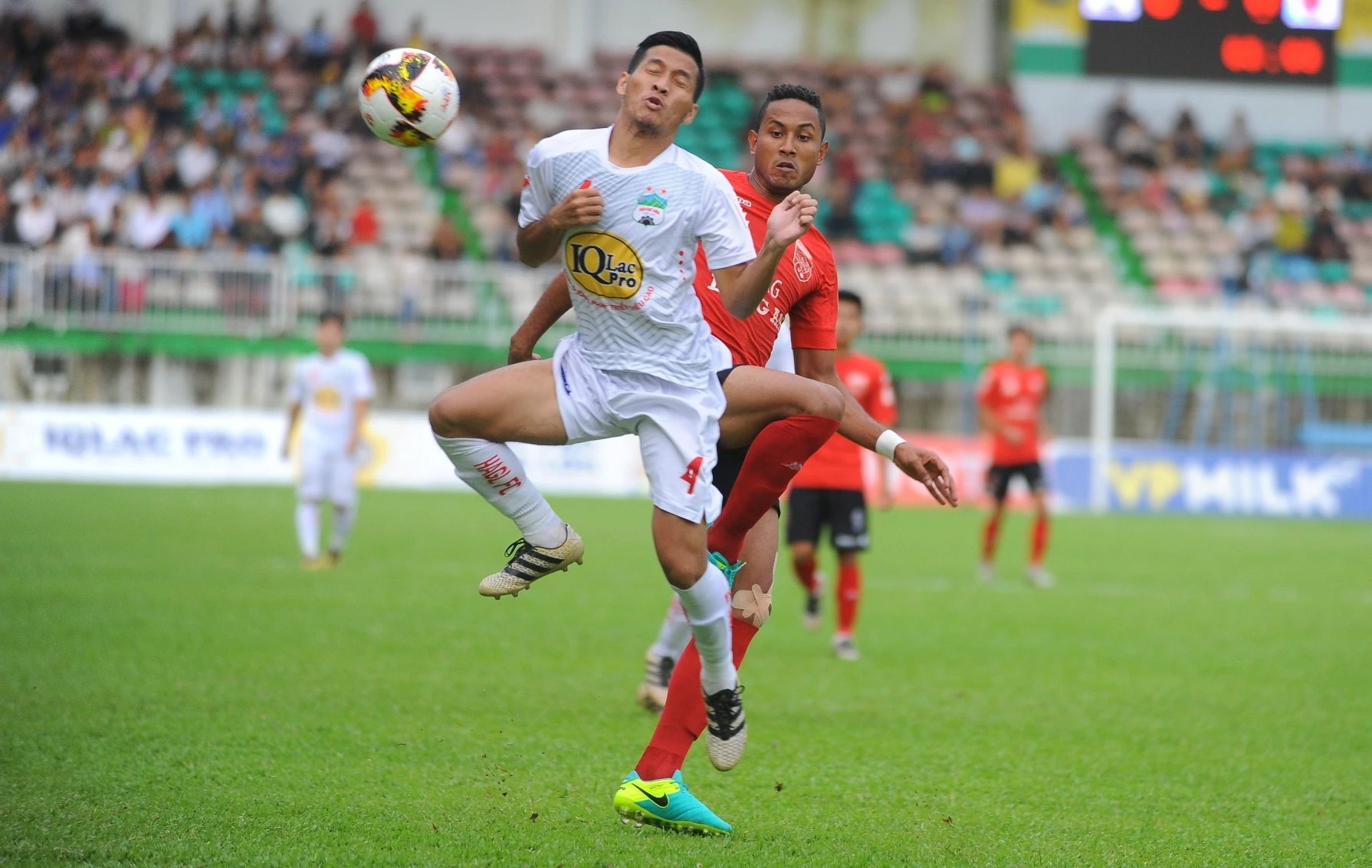 HAGL thua Long An 1-2 chieu 17/9 anh 1