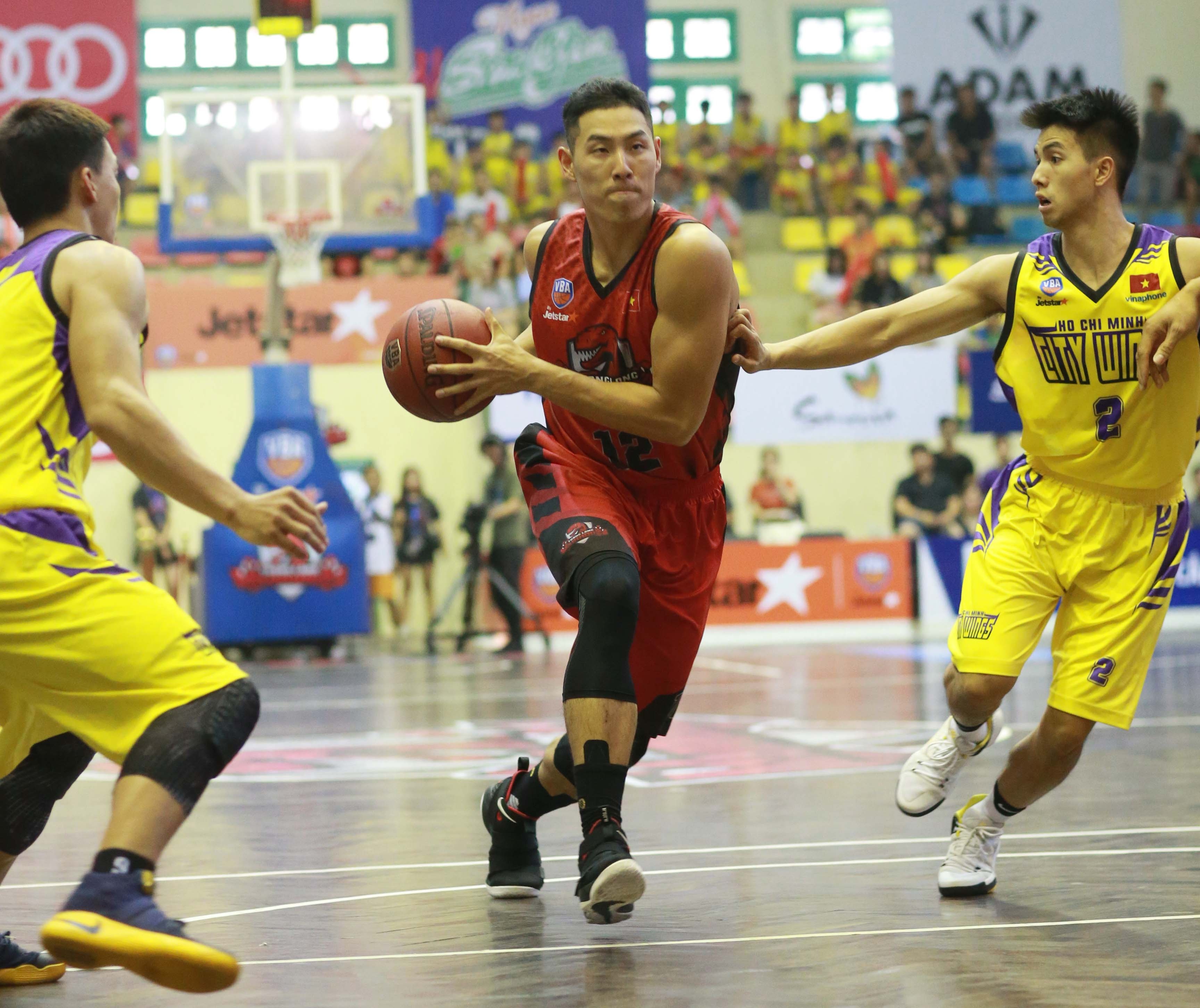 Thang Long Warriors thua HCMC Wings anh 3