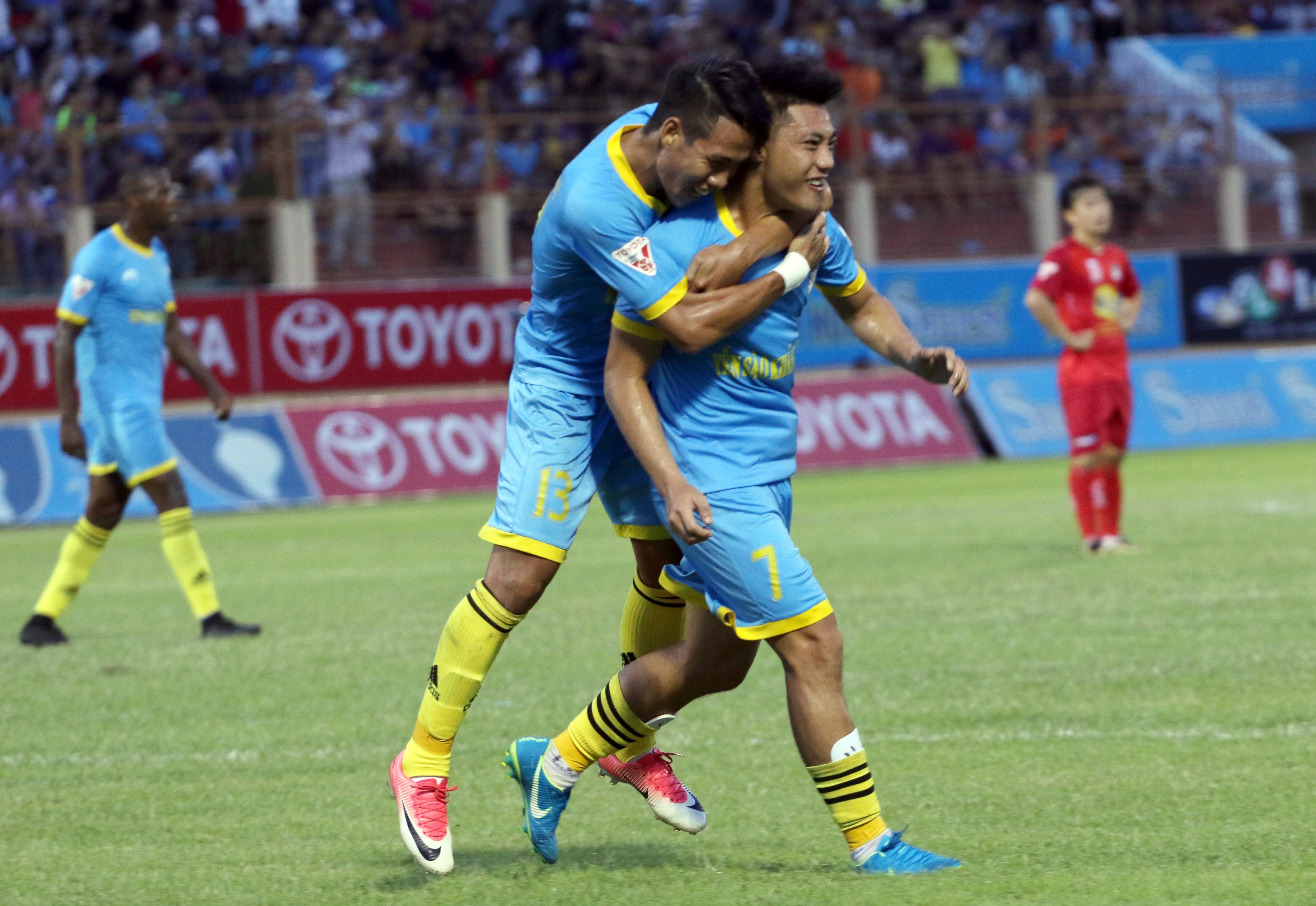 Khanh Hoa thang HAGL 4-2 anh 3