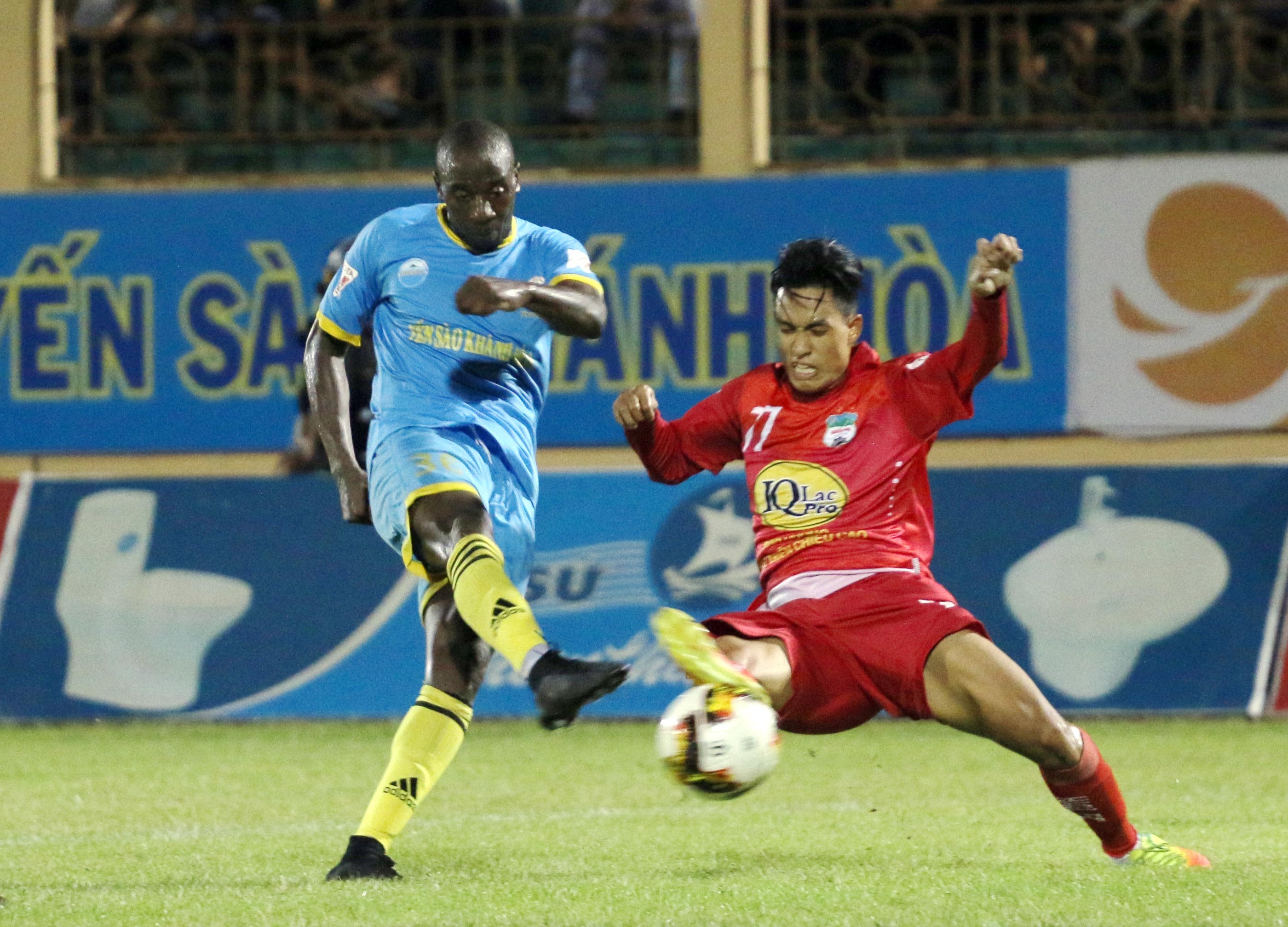 Khanh Hoa thang HAGL 4-2 anh 4