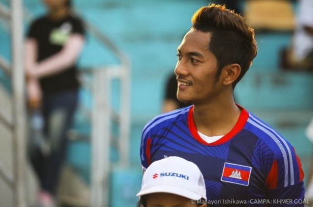 Ngoi sao tuyen Campuchia rut lui truoc tran gap Viet Nam hinh anh