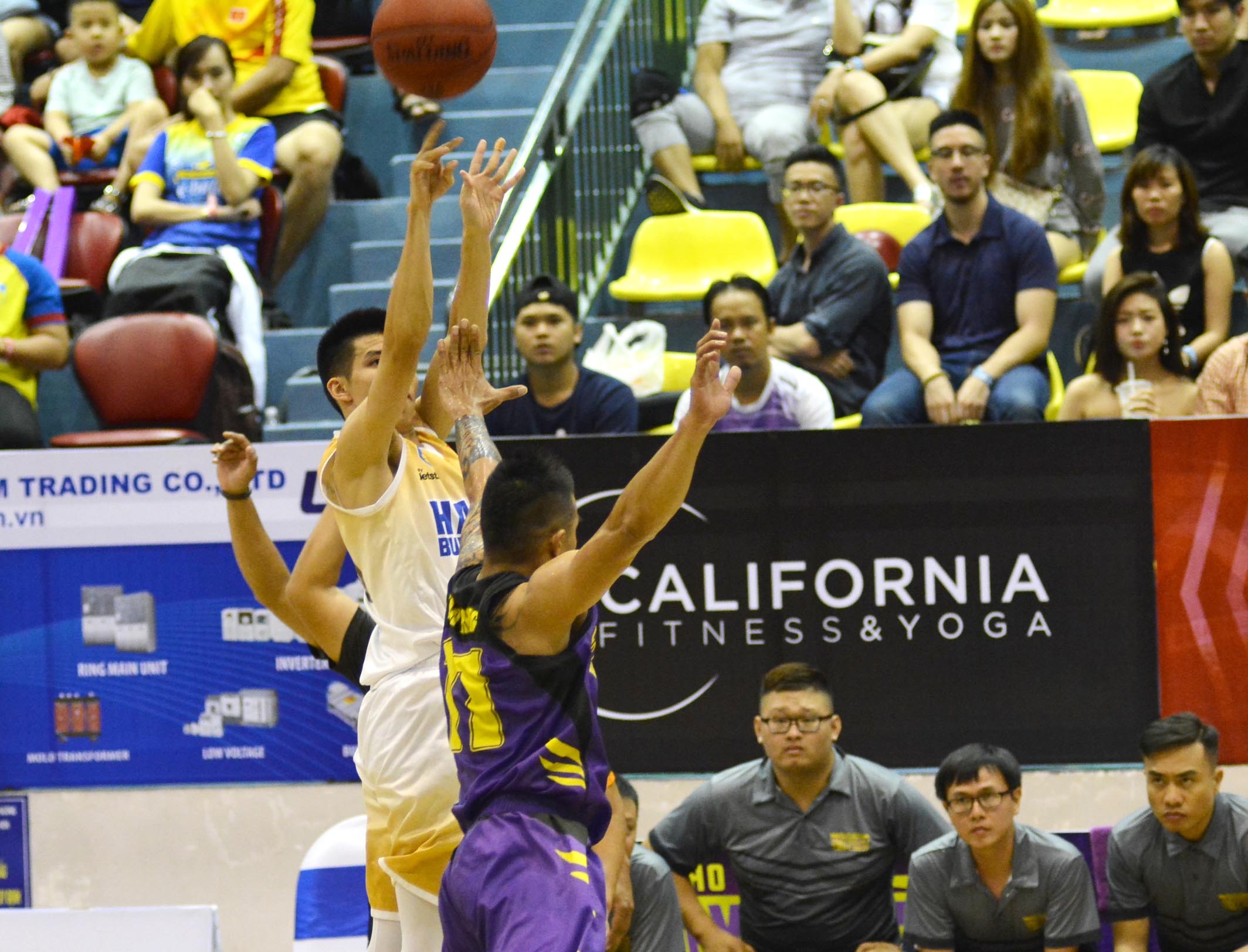 Hanoi Buffaloes thang HCMC Wings anh 9