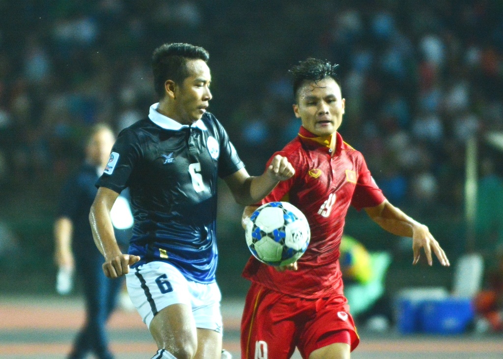 HLV Campuchia: ‘Chung toi se co chien thuat phu hop truoc Viet Nam' hinh anh