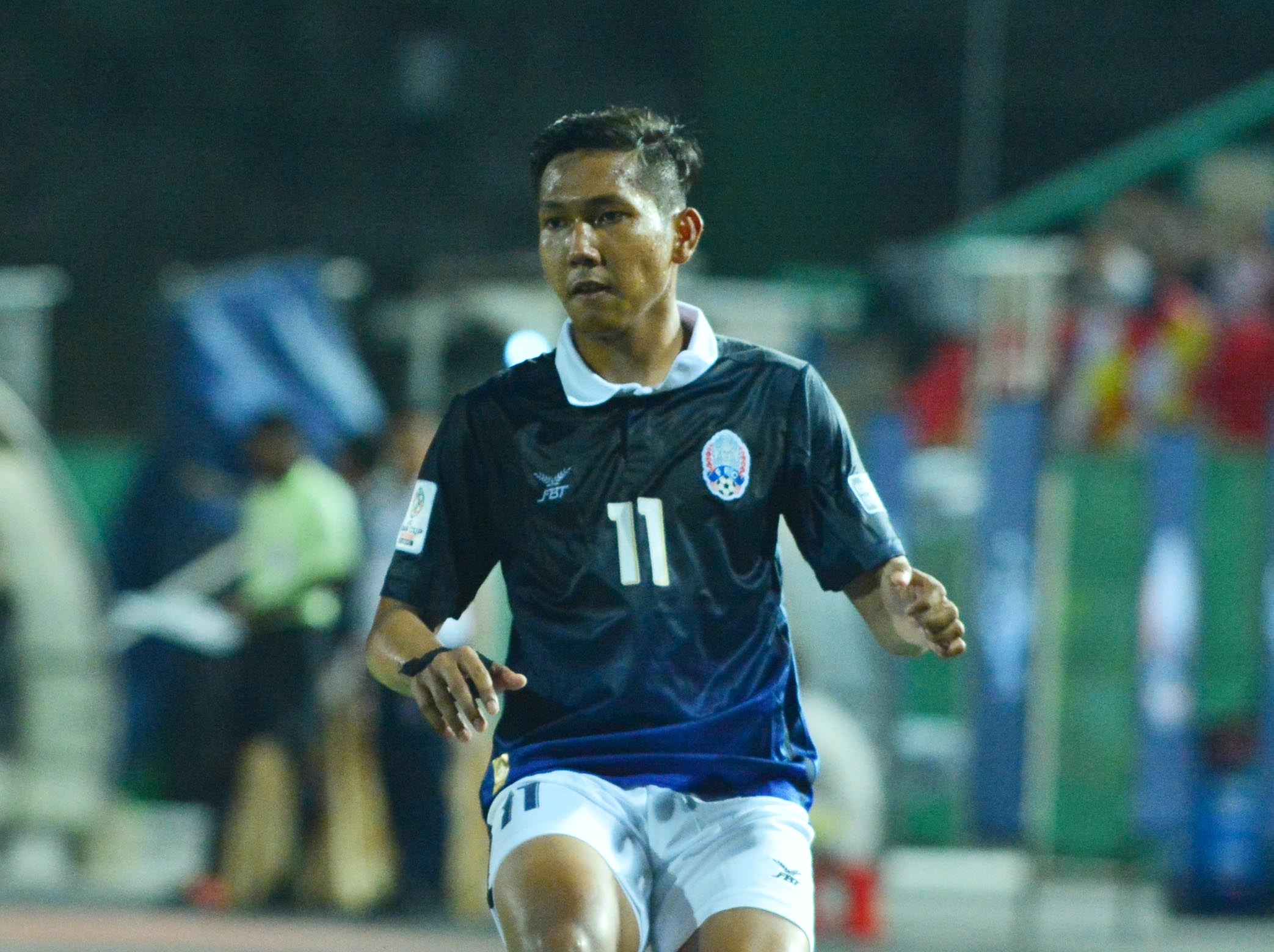 Bao Campuchia khen Chan Vathanaka la tien dao hang dau Dong Nam A hinh anh