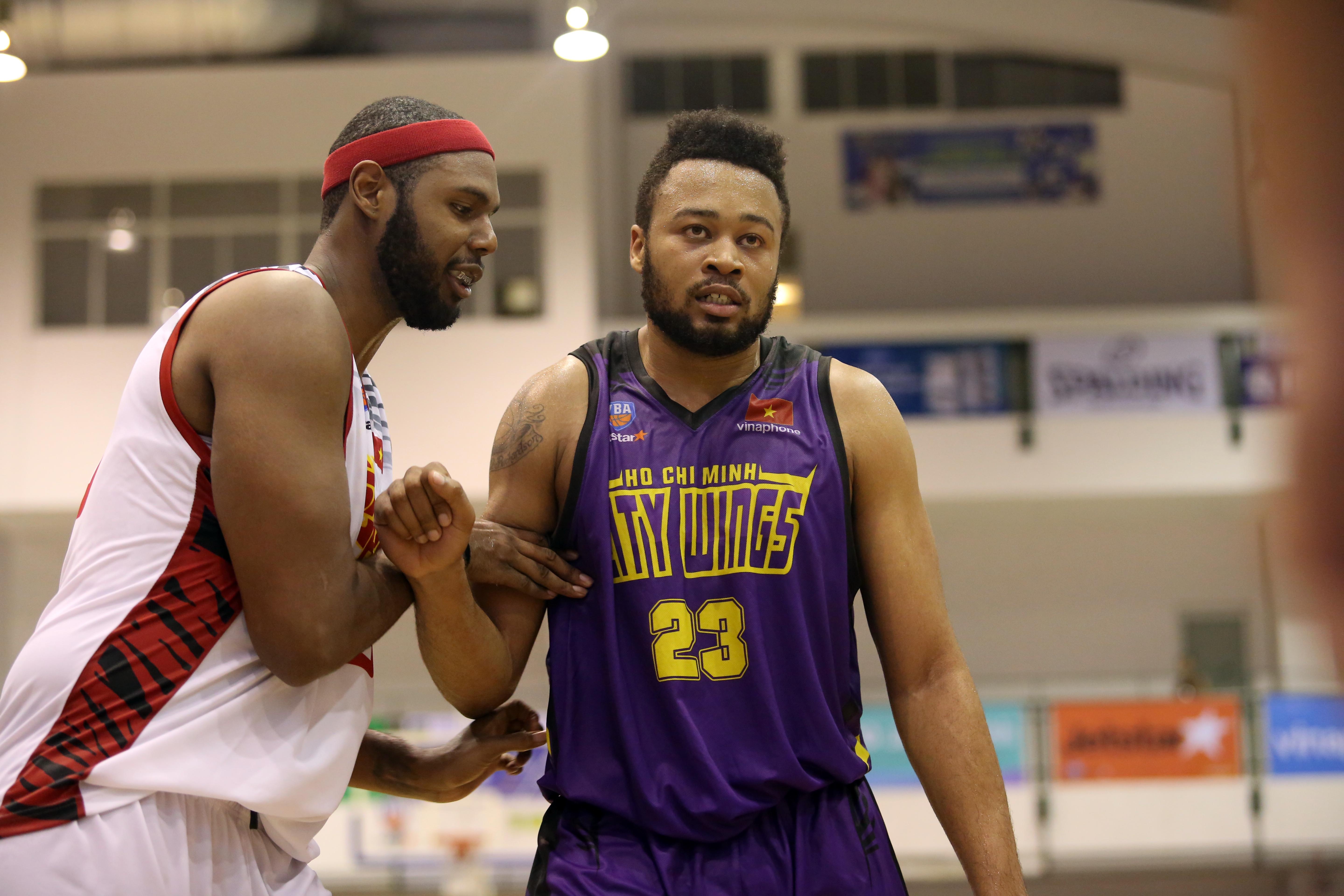 Saigon Heat danh bai Hochiminh City Wings 102-63 anh 9