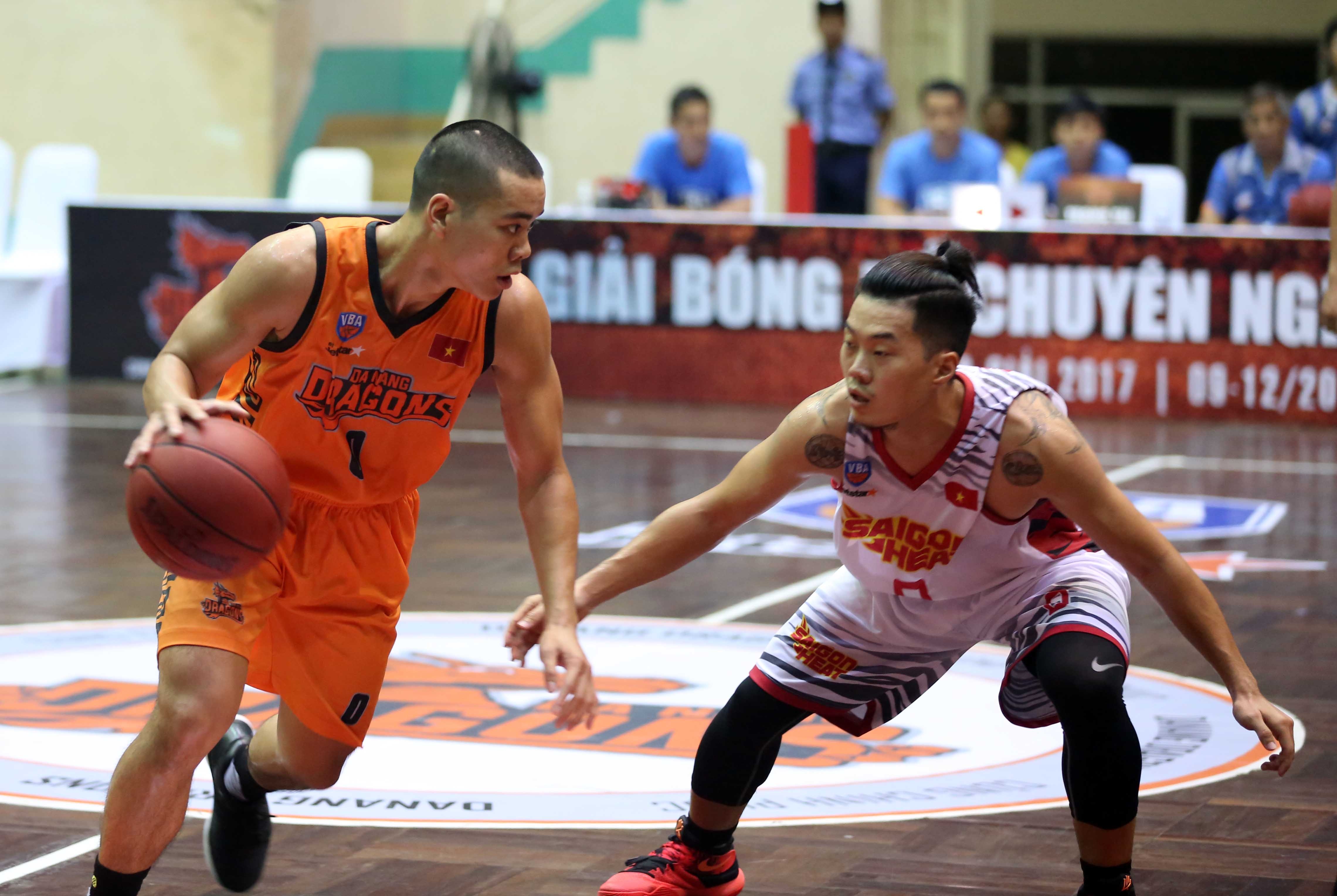 Danang Dragons danh bai Saigon Heat 82-72 anh 7