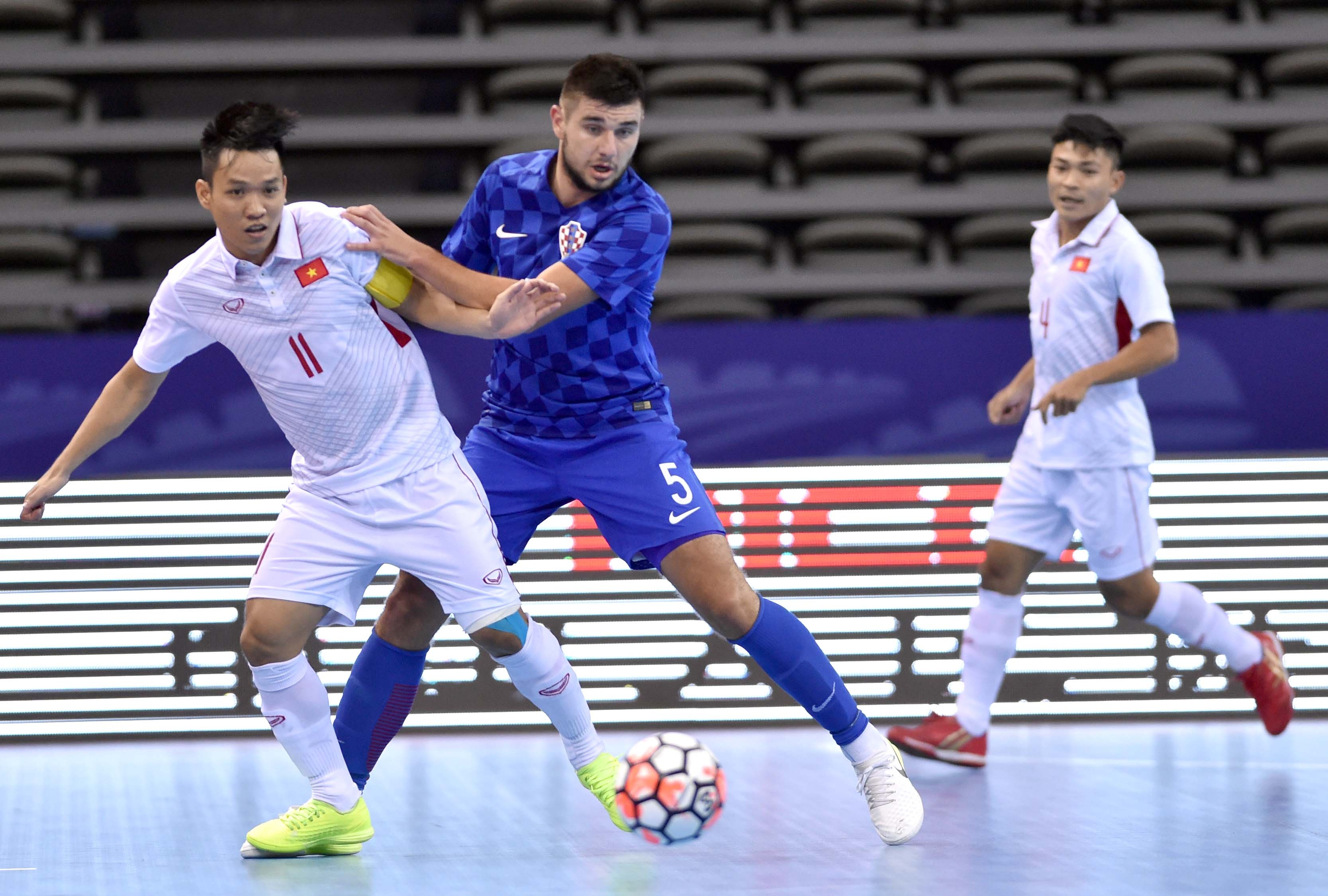 Tuyển futsal Việt Nam thua Croatia 1-3 ảnh 8 Tuyen futsal Viet Nam thua Croatia 1-3 anh 8