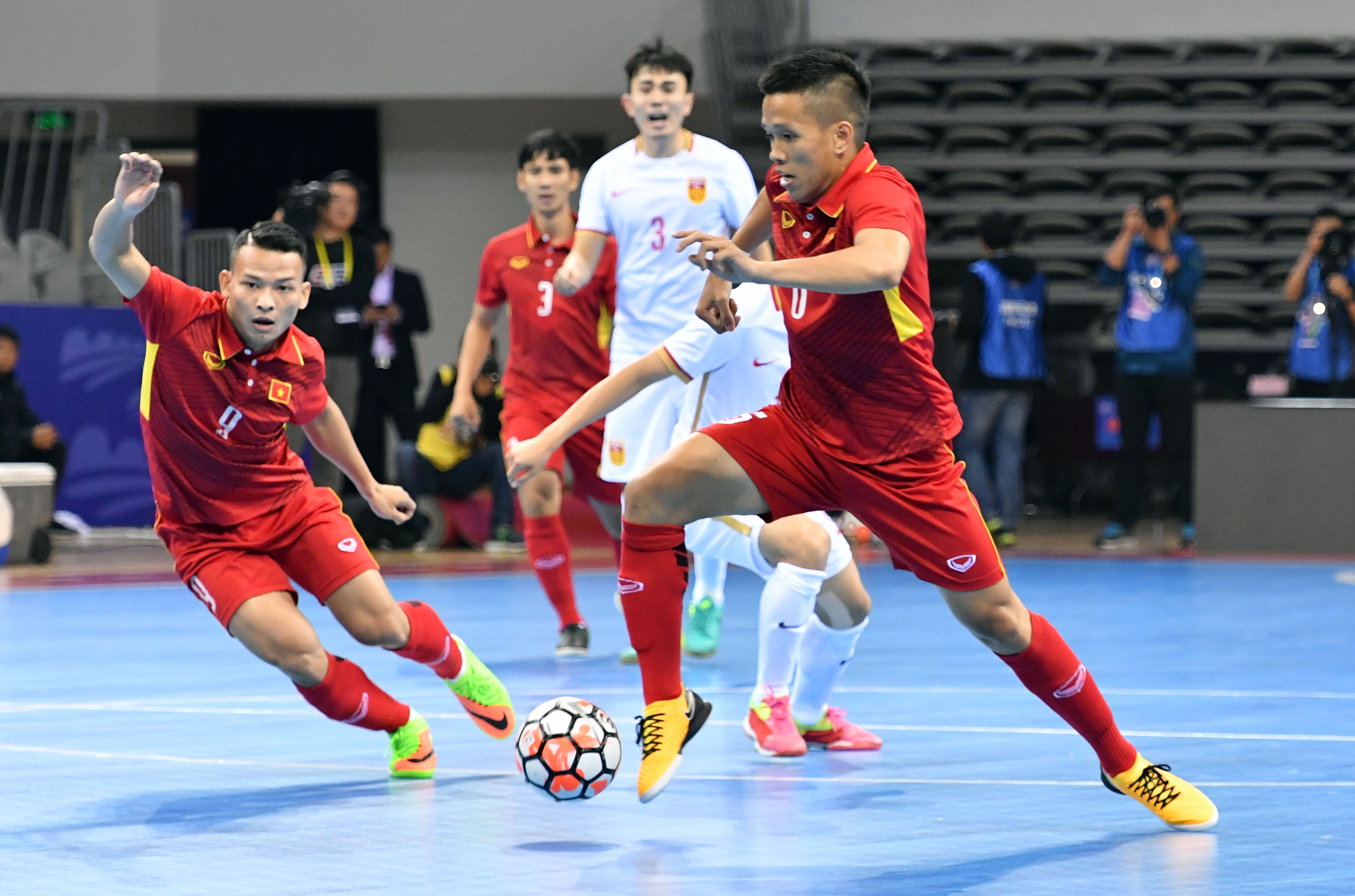 Futsal Viet Nam 4-3 Trung Quoc anh 8