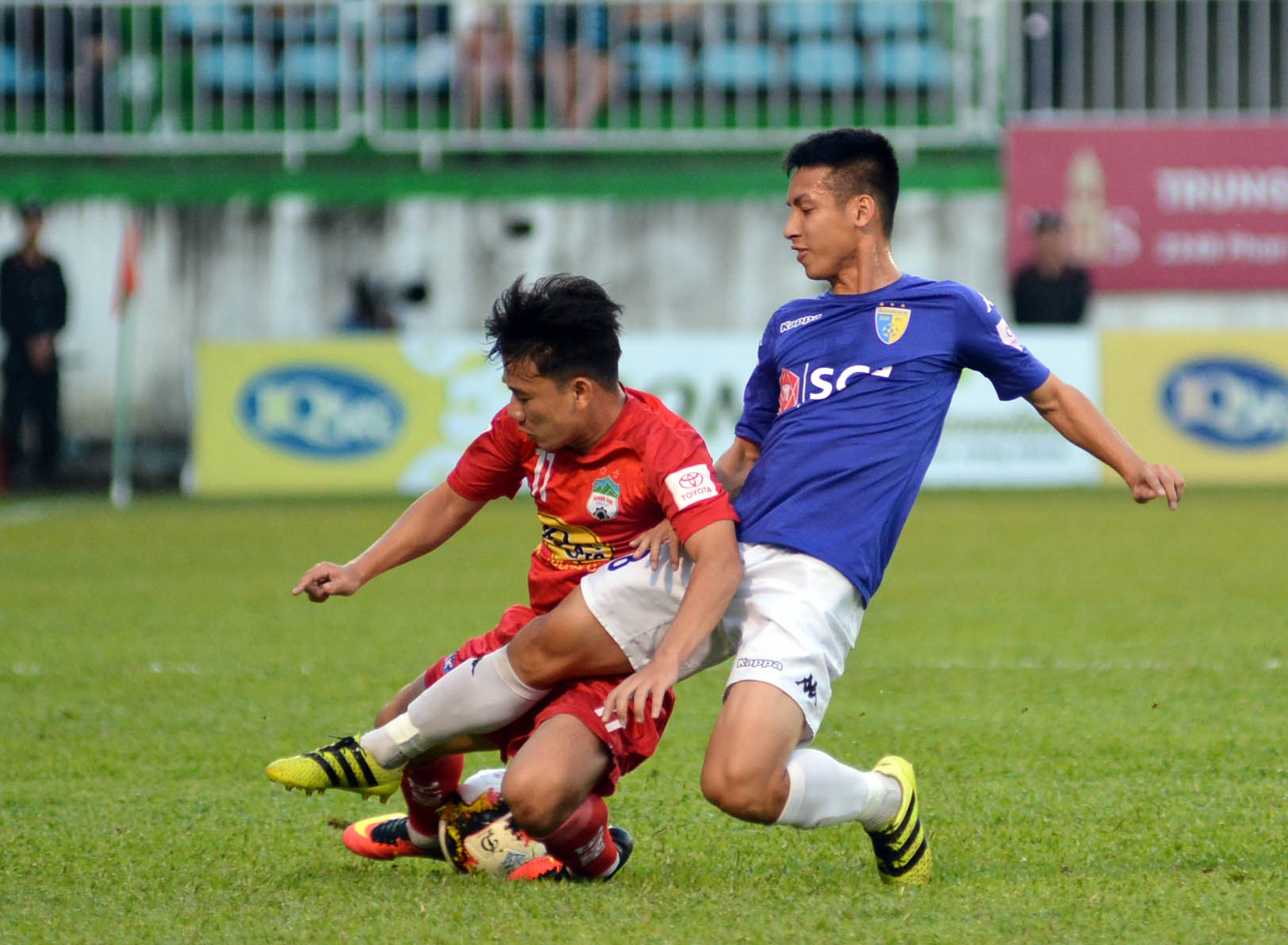 Hà Nội thua HAGL 2-3 tối 27/10 ảnh 2 Ha Noi thua HAGL 2-3 toi 27/10 anh 2