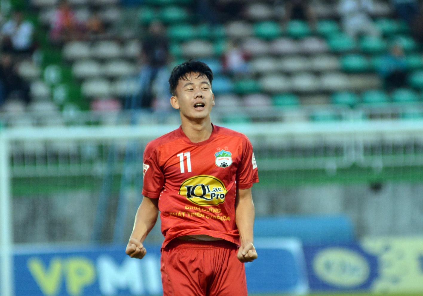 Công Phượng giúp HAGL thắng trận ảnh 1 Cong Phuong giup HAGL thang tran anh 1