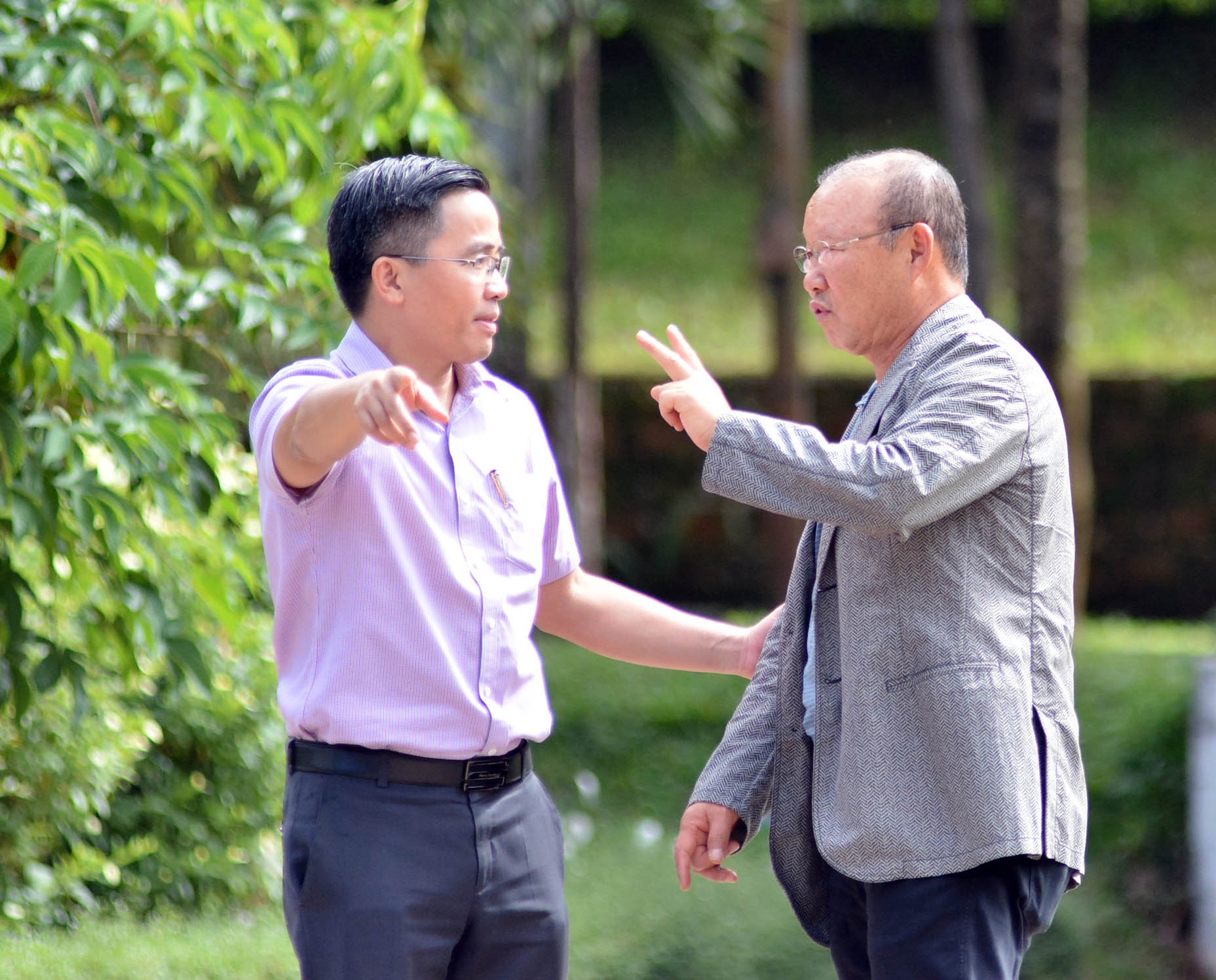 Bau Duc va HLV Park Hang-seo anh 1