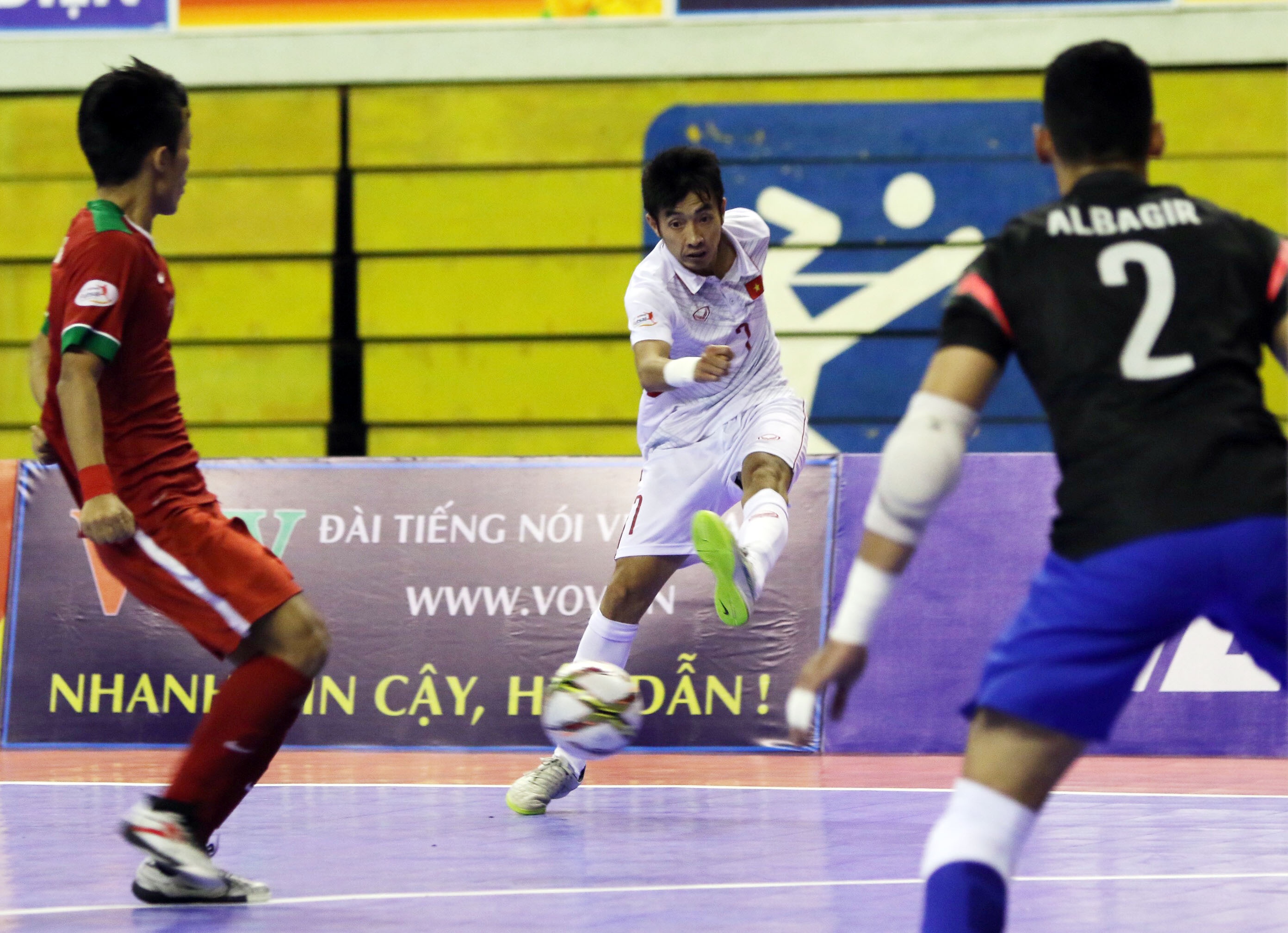 Futsal Việt Nam thắng Indonesia 3-2 ảnh 1 Futsal Viet Nam thang Indonesia 3-2 anh 1