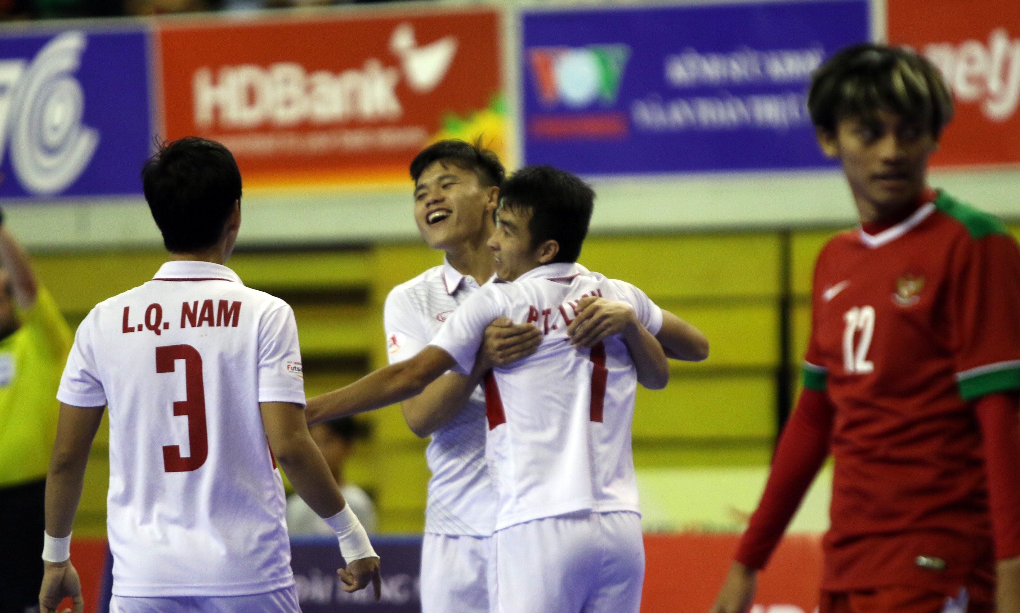 Tuyen futsal Viet Nam gap Indonesia anh 4