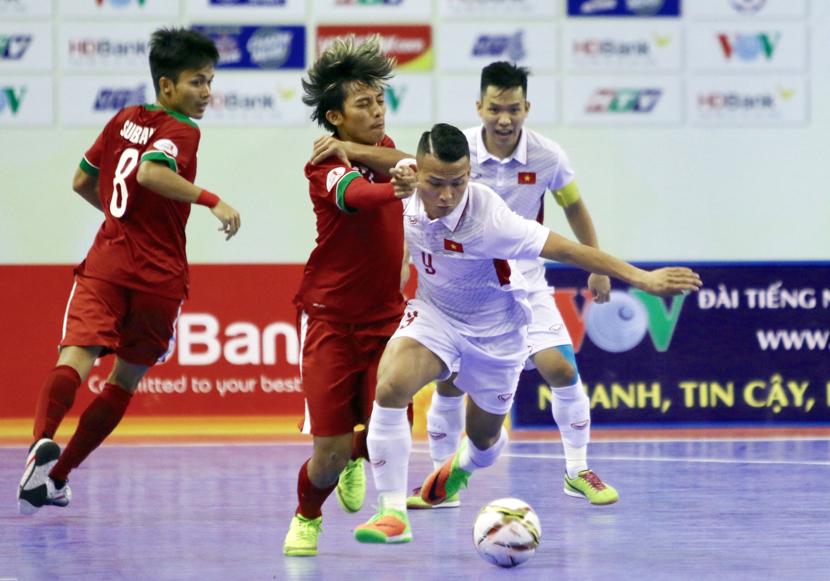 Tuyen futsal Viet Nam gap Indonesia anh 2