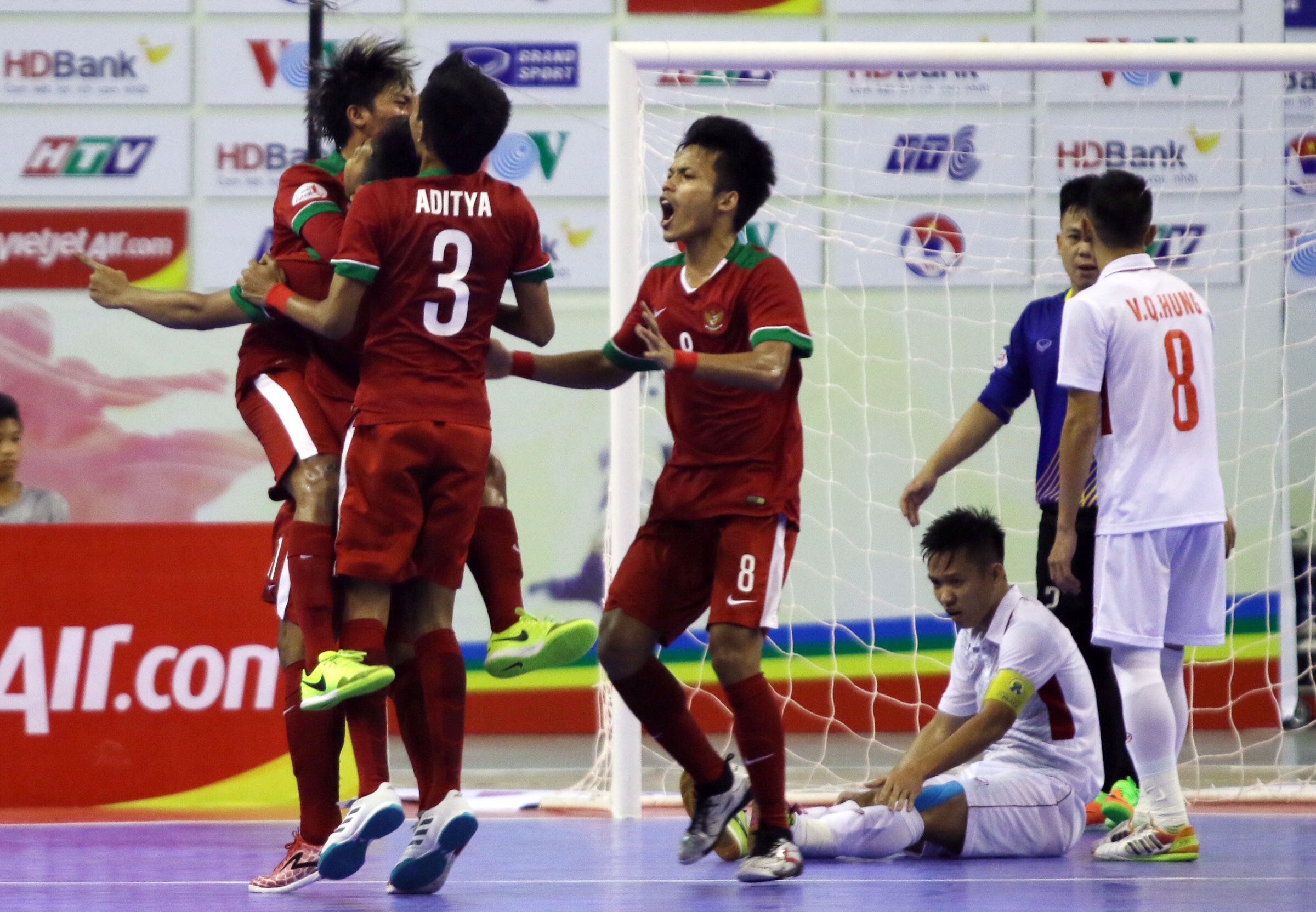 Tuyen futsal Viet Nam gap Indonesia anh 6