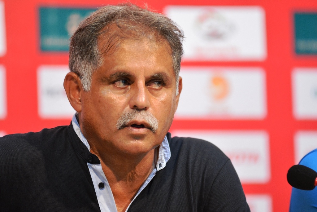 HLV CLB TP.HCM khong quan tam den viec Cong Vinh tim Calisto hinh anh